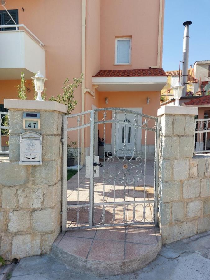Apartments Maris Vranjic Exterior foto